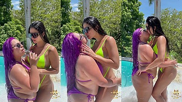 Update #455 (September 4, 2022) She is so naughty I love to kiss that lips salome_gil