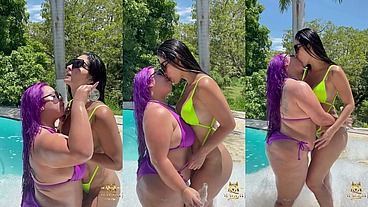 Update #455 (September 4, 2022) She is so naughty I love to kiss that lips salome_gil