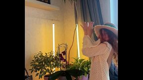 Your sunny girl knows how to enjoy any situation?