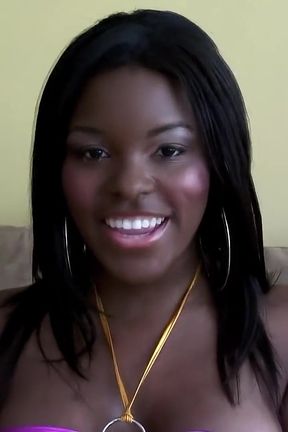 Pink Pussy - the Black One Wants to Be Fucked