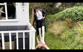 Miss Jen Bailey - Trampling Outside in the Cold in my Thigh High Boots (1080p MP4)