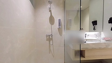 One day shower(とある日のシャワー)