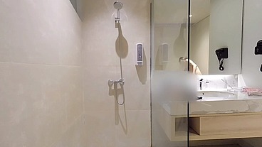 One day shower(とある日のシャワー)