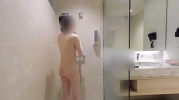 One day shower(とある日のシャワー)