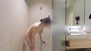 One day shower(とある日のシャワー)