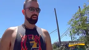 Bear Raw Fucks Asiatic