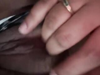 My vagina got soaked so i put my finger in