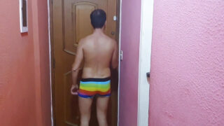 Blowjob, 69, cumshot, couple, bareback, brazilian, licking – amateur homohoeren met enorme piemels die anaal seks hebben