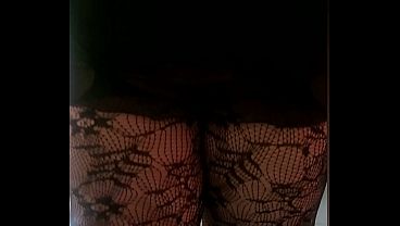 Mi esposa gordita no tiene llenadera, sale vestida de puta en busca de verga