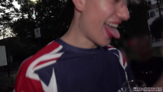 Hård sex blowjob, rå, barback – amatør ung teen homoseksuel ludere, stor pik bliver kneppet i røven