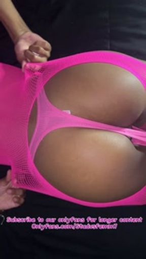 Eating her pussy like it’s the last meal on earth 👀👅 . Full video on onlyfans