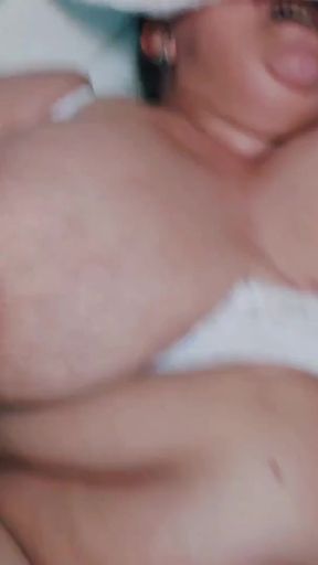 Regular sex with an adult fat aunt with big tits. In stockings, fucked between boobs   Clip 2