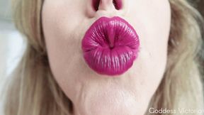 Mac Rebel Lippie Kisses