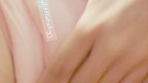 Mega wet patch in megamax : Tinylittlebabyg makes her megamax soaking