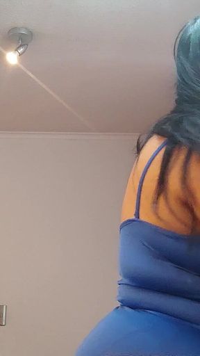 Pleasures of a Spoiled MILF, Only Slow Motion Fans