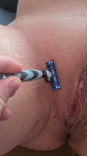 Pregnant milf gets shaved and then horny fucked with cum on the freshly shaved pussy   Clip 1