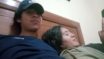 Cada dia mi amiga cristiana de 18 a&ntilde_os y yo tenemos sexo, su novio no sabe nada