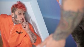 Fugitive Is Hiding In The Sexy Man's Apartment