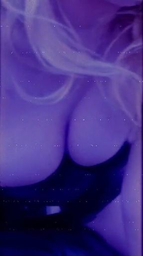 Blonde MILF Meets Her Arab Client