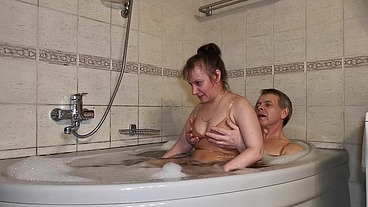 Sensual Evening Bathtub Pleasure - Mari Latexa and Simon Latexa Real Sex