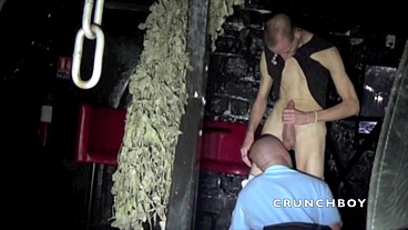 ce passif est il capable de prendre des bites aussi grosses que dans cette video