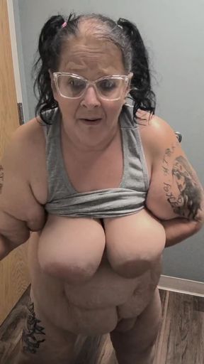 She's so Damn Nasty Rubbing Her Clit Fasty