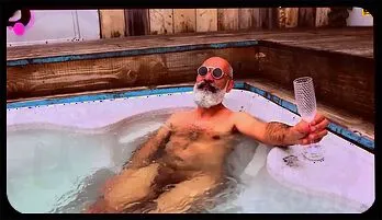 Marie’s Hot Tub Threesome – Wet & Wild Amateur Fun Premium