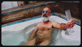 Marie’s Hot Tub Threesome – Wet & Wild Amateur Fun