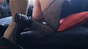 Husband Busts Cheating Wife Mid-Orgasm, Sends Her into Full-Blown Freak Out, Cam Keeps Rolling