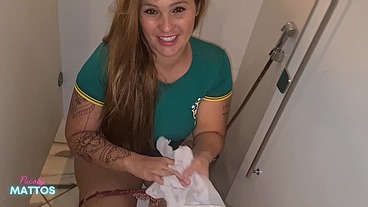 Festa da copa do mundo na balada e já começamos tomando leitinho do segurança