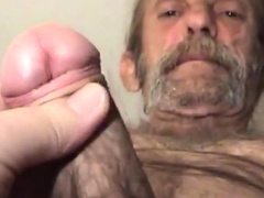 hairy dirty straight worker shows hisuncut big cock
