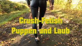 Crush-fetish: Dolls and foliage - Crush-fetish: Puppen und Laub