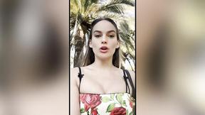 ”Chloé, 26 years old, saleswoman & naughty!”