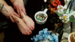 oil my tiny feet