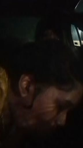 Ebony milf sucking dick in the car