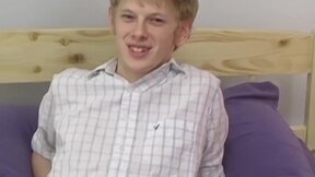 Blond twink Sky Sylvanus plays his dick and jerks off solo