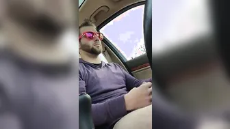 Amateur Hunks Stroke Each Other in the Car