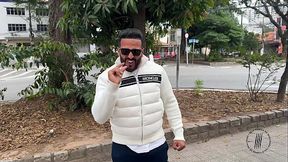 TRAILER - Buceta Rosa na Banheira Branca