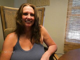 A Hawt mother I'd like to fuck Stepmom gets a lesson in cards and gives her stepson a lesson in sex.