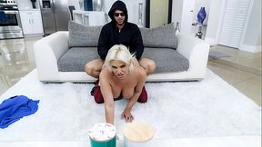 Horny Freeuse Milf Is Divorced and Ready and Willing to Be Freeused - Momslave