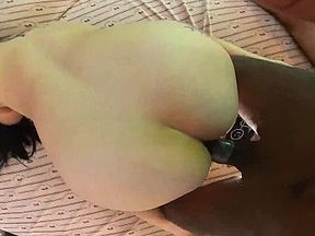 CORNO, ESPOSA tentando BBC na bunda dela