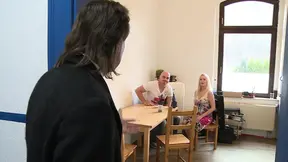 Sexy blonde plays on huge cock and gets butthole get fucked