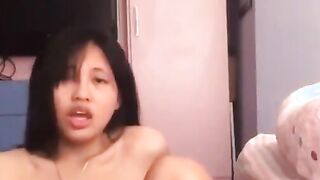 Gadis Cantik Sange Colok Memek