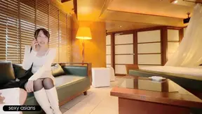 Hot therapist gives incredible massages