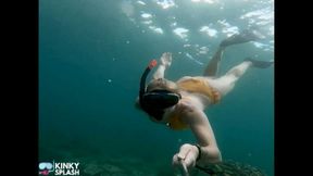 Snorkel Slut: Tight Bikini, Dive Mask & Underwater Fin Tease - MOV