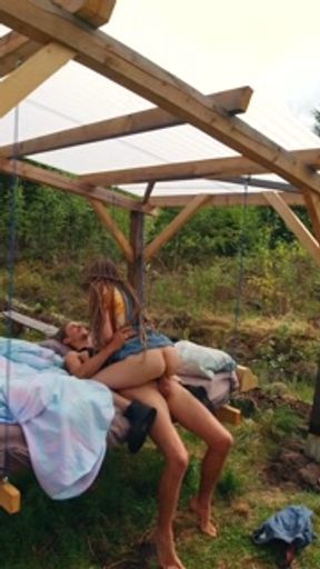 Sex in a swinging pergola - RosenlundX - Vertical