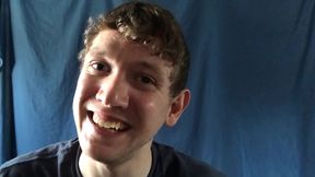 Model Shows Off Hot Ass While Slapping Her Bum In Slow Motion Comedy Scene