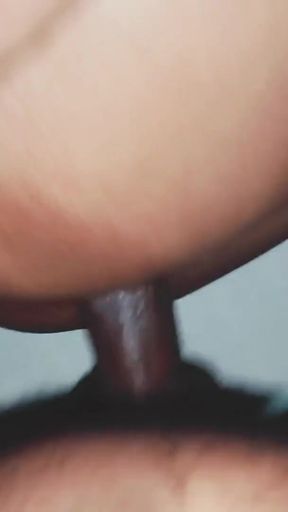 Tamil Beautiful Desi Young Aunty Fucking Tight Pusssy to Big Cock   Clip 1