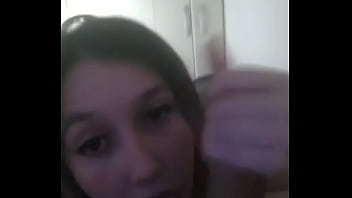 Engoli todo leitinho dessa rola grossa