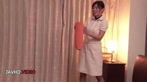 Stunning Japanese MILF gives a hot blowjob